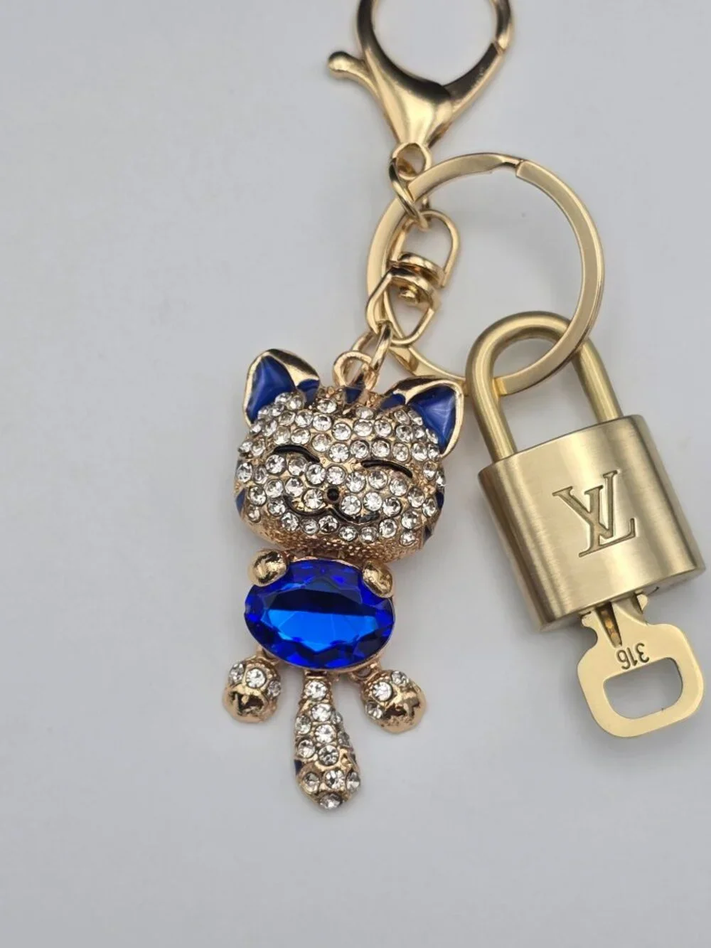 Authentic Louis Vuitton Gold Padlock & Key 🔒LV Bag Unbranded Cat Charm Keychain